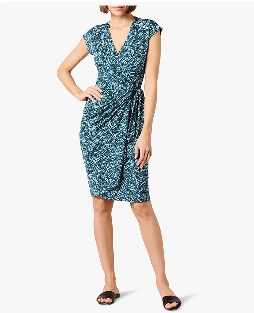 Amazon Essentials Robe Cache-cœur Classique, Manches Cape (Disponible en Grande Taille) Femme